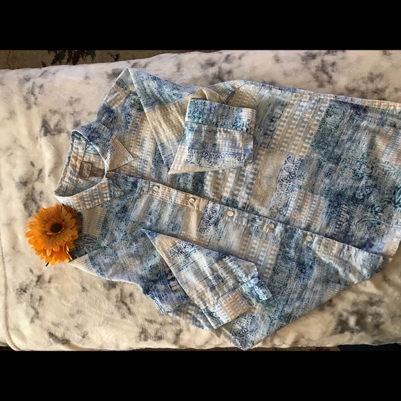 CHICOS 3/4 SHORT SLEEVE WITH FULL BUTTON “M” 🔥 - Picture 4 of 5